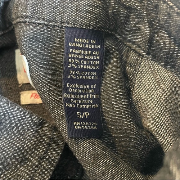 Wrangler flex for comfort women’s charcoal  button down size s/p - Picture 7 of 7